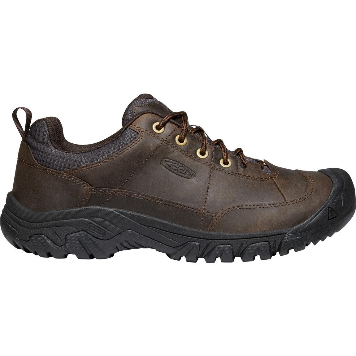 brown shoes