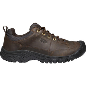 brown shoes
