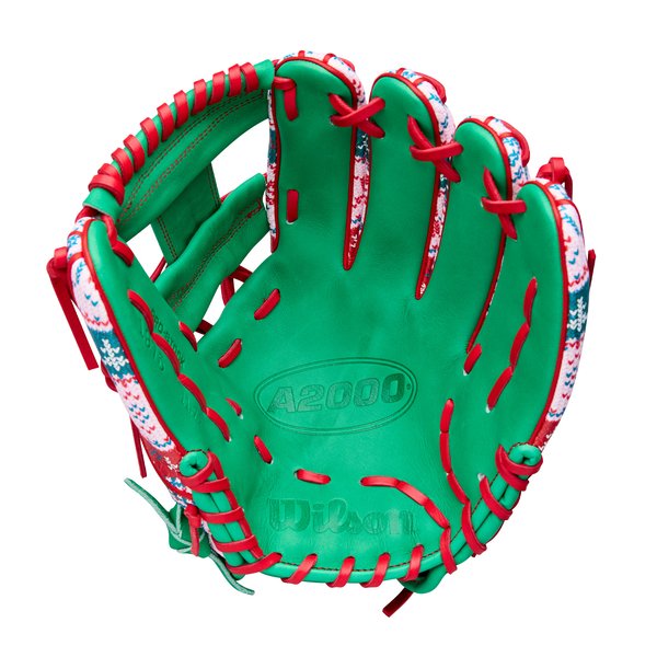 WILSON DECEMBER 2025 GLOVE OF THE MONTH A2000 1975 CHRISTMAS 11.75" RIGHT THROW