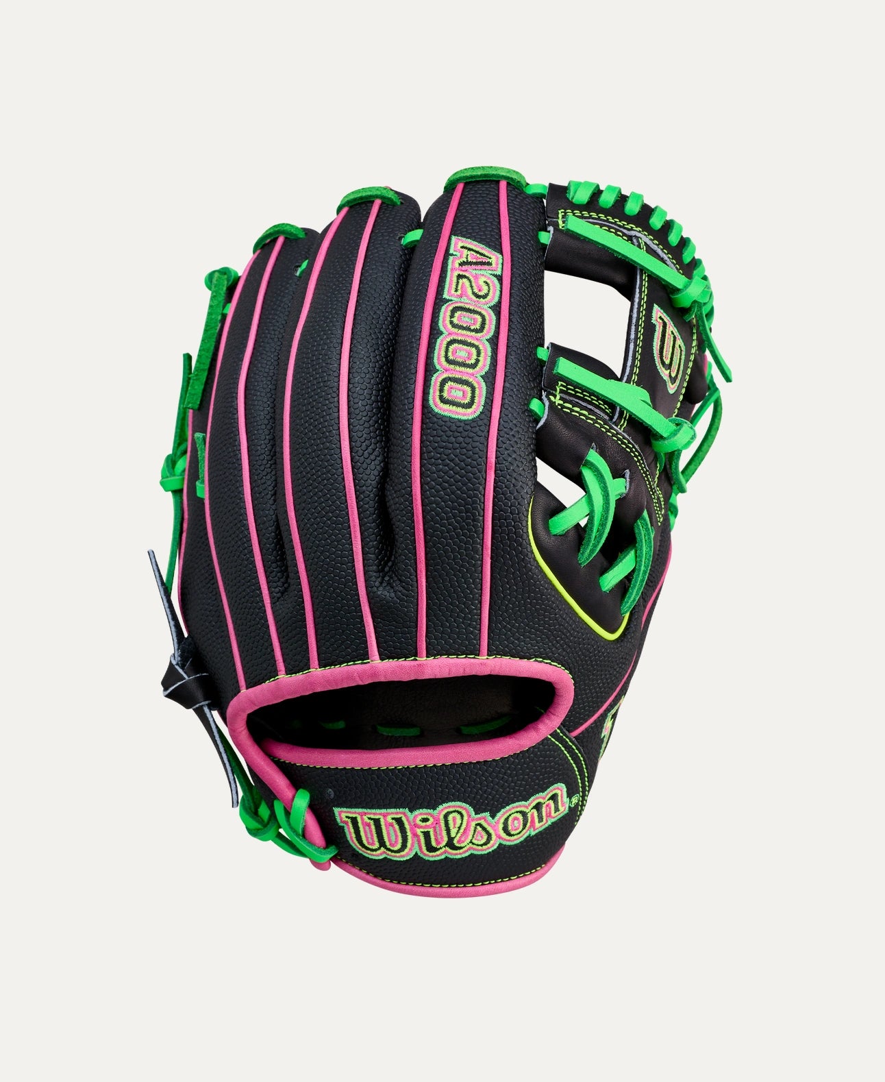 WILSON A2000 SUMMER '26 1975SS BLACK/OPTICAL 11.75" RIGHT THROW GLOVE