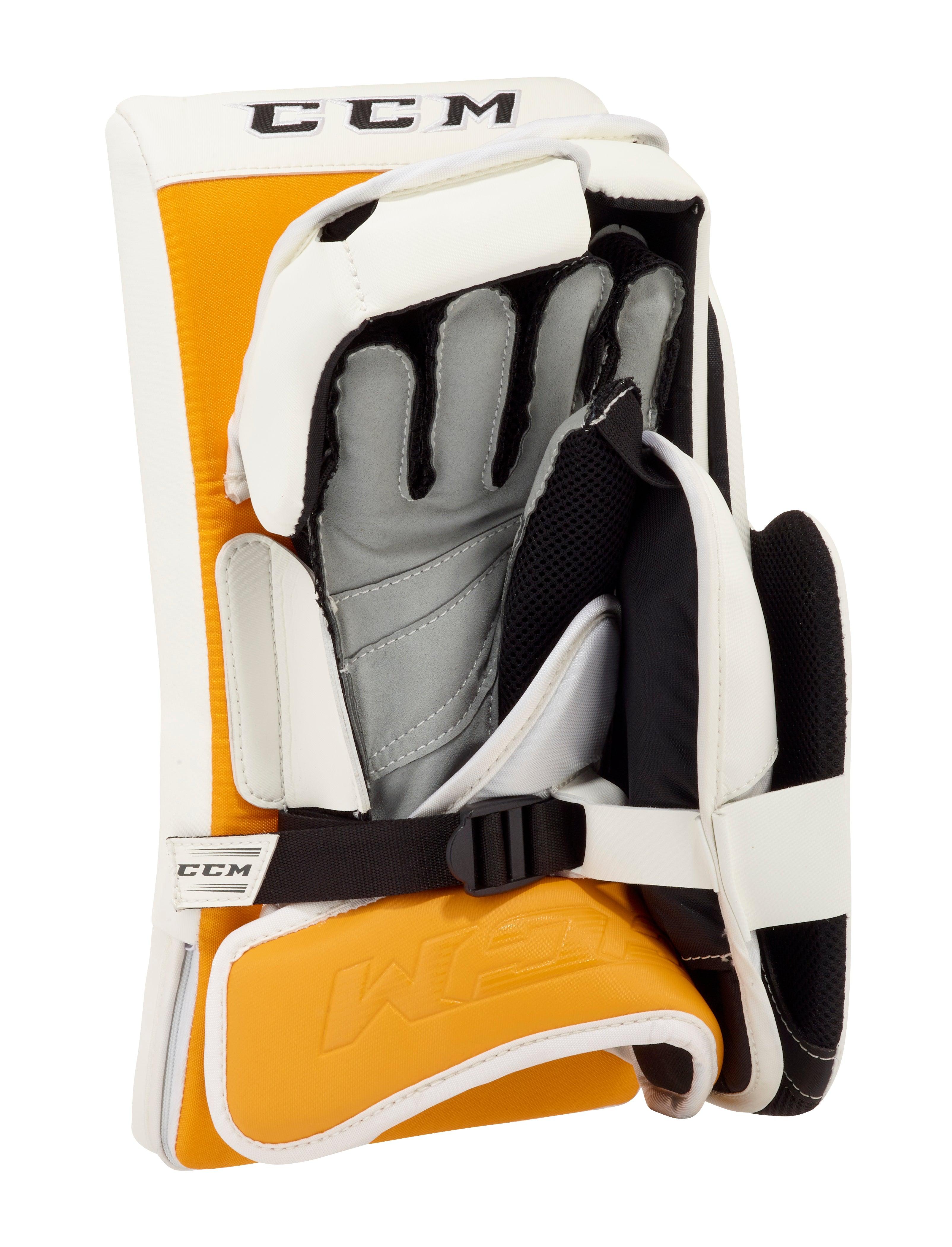 Extreme Flex 5.9 Goalie Blocker - Intermediate